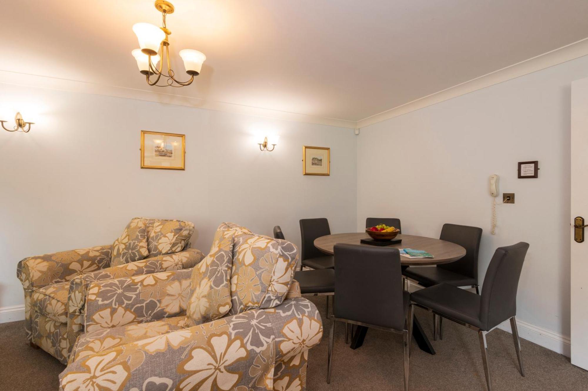 Aparthotel Porth Veor Manor & New Quay