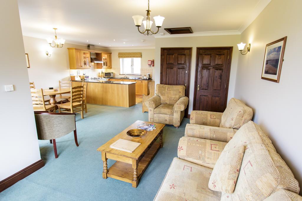 Porth Veor Manor & New Quay