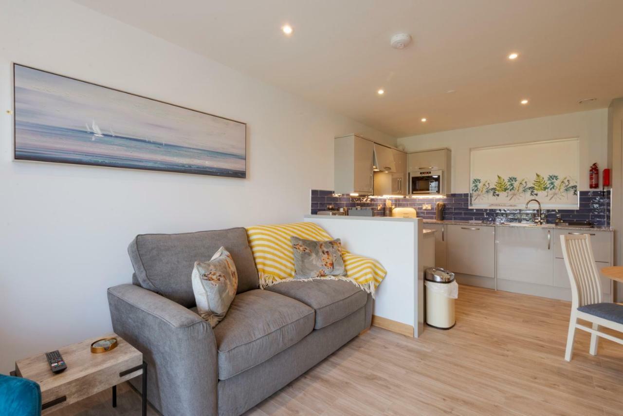 Porth Veor Manor & New Quay